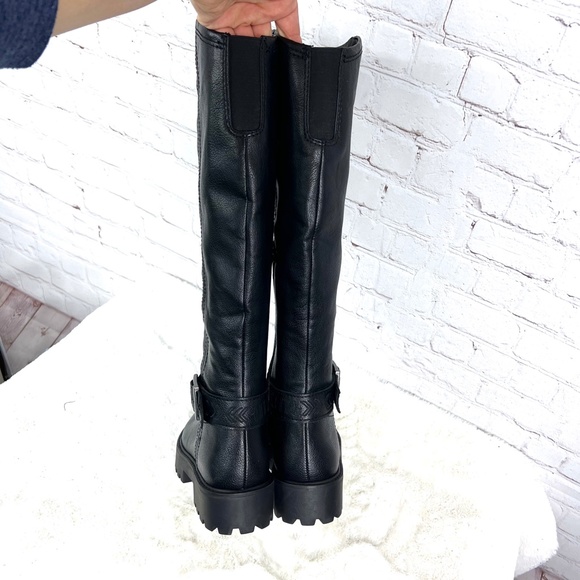⏳••NIB🤩 |•ZODIAC•| 'Solana' Rubber Tread Knee High Faux Leather Boots•• - Picture 8 of 15